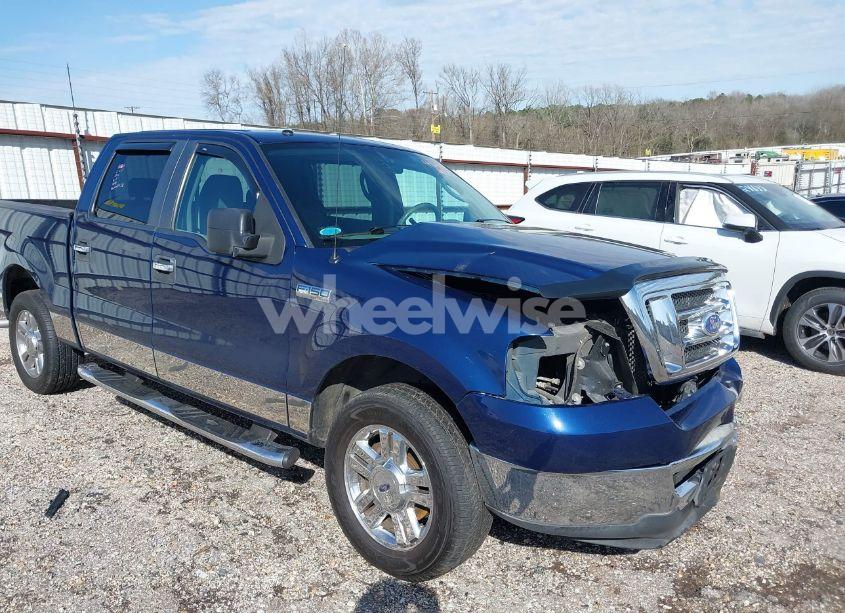2007 Ford F-150 XLT (VIN 1FTRW12W97FA99311) main photo