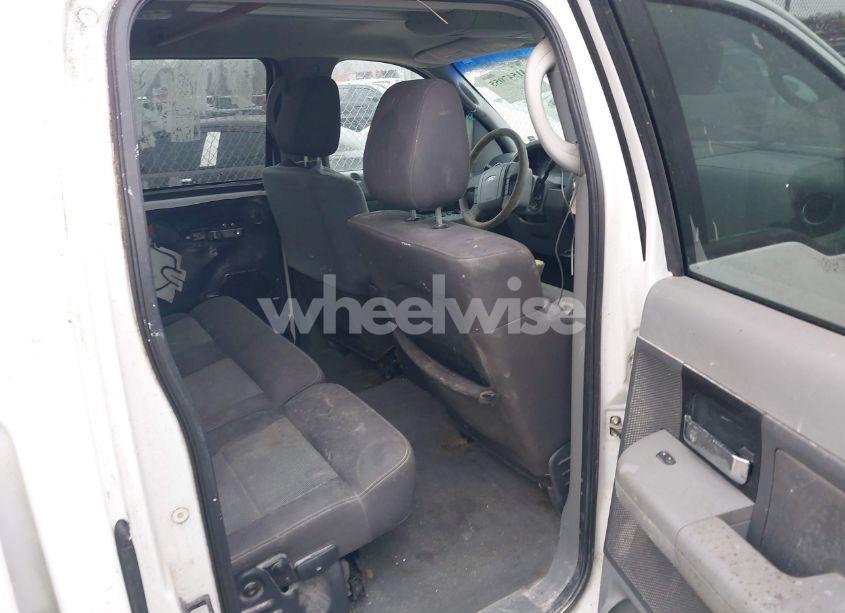 Photo 8 of 2004 Ford F-150 XLT (VIN 1FTRW12WX4KA28119)