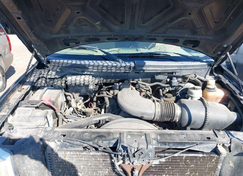 Photo 10 of 2005 Ford F-150 XLT (VIN 1FTRW12WX5KC89266)