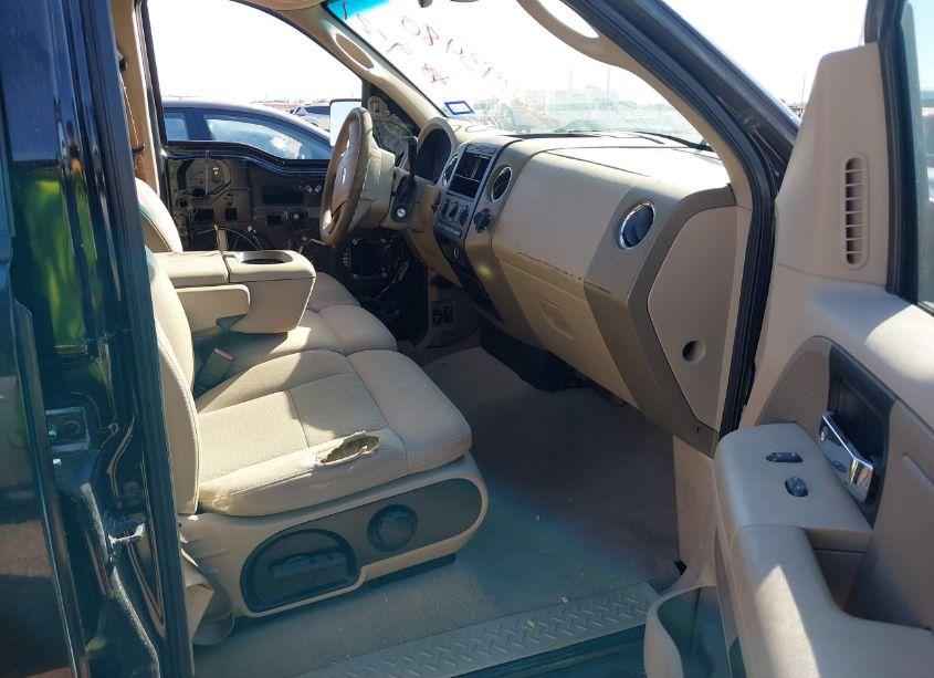 Photo 5 of 2005 Ford F-150 XLT (VIN 1FTRW12WX5KC89266)