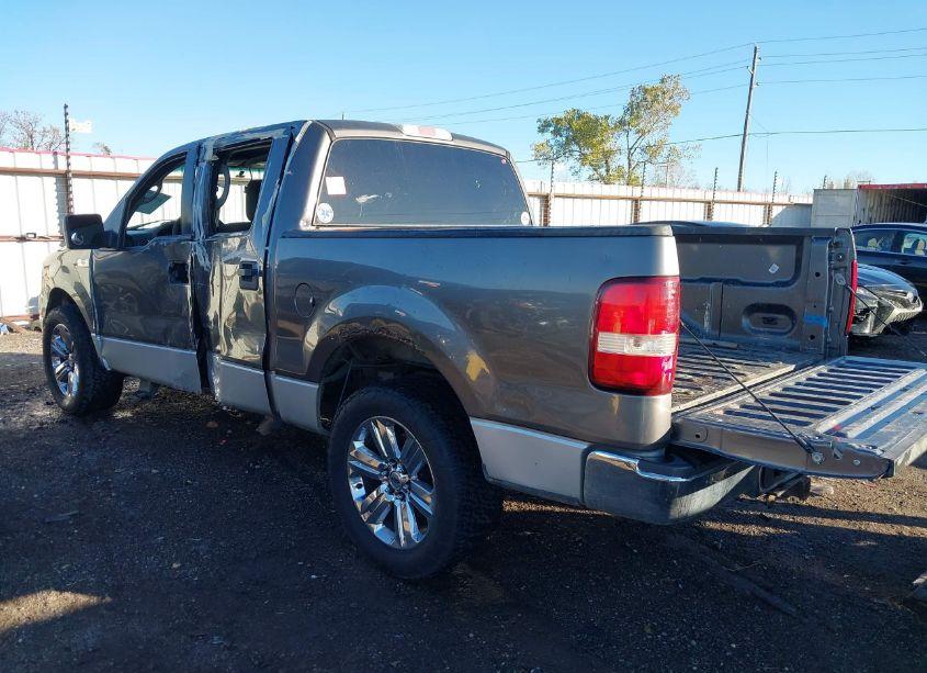 Photo 3 of 2006 Ford F-150 XLT (VIN 1FTRW12WX6FA93225)