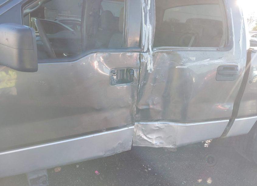 Photo 6 of 2006 Ford F-150 XLT (VIN 1FTRW12WX6FA93225)