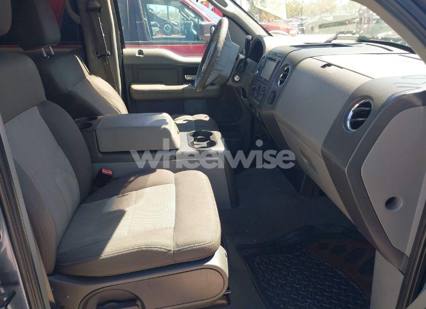 Photo 5 of 2006 Ford F-150 XLT (VIN 1FTRW12WX6FB01355)