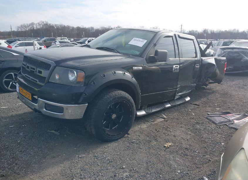 Photo 2 of 2004 Ford F-150 XLT (VIN 1FTRW14W04KC66087)
