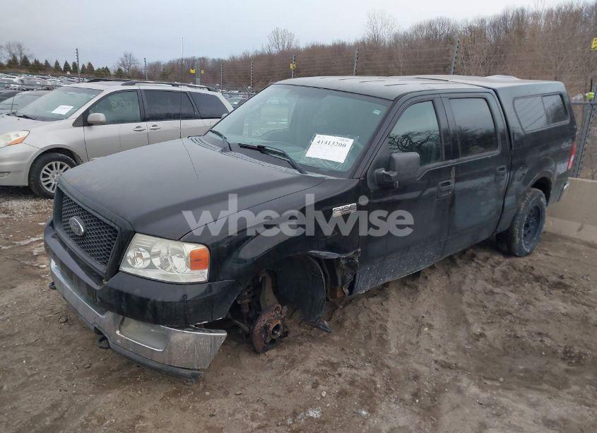 Photo 2 of 2004 Ford F-150 XLT (VIN 1FTRW14W04KC68874)