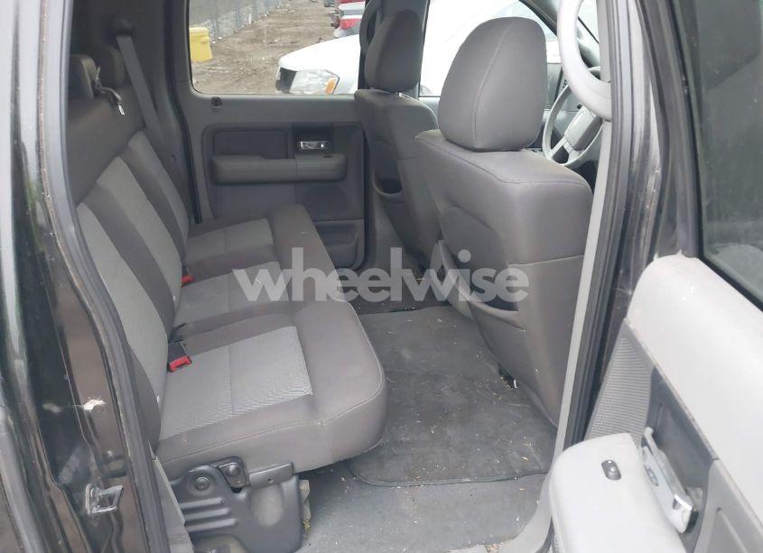 Photo 8 of 2004 Ford F-150 XLT (VIN 1FTRW14W04KC68874)