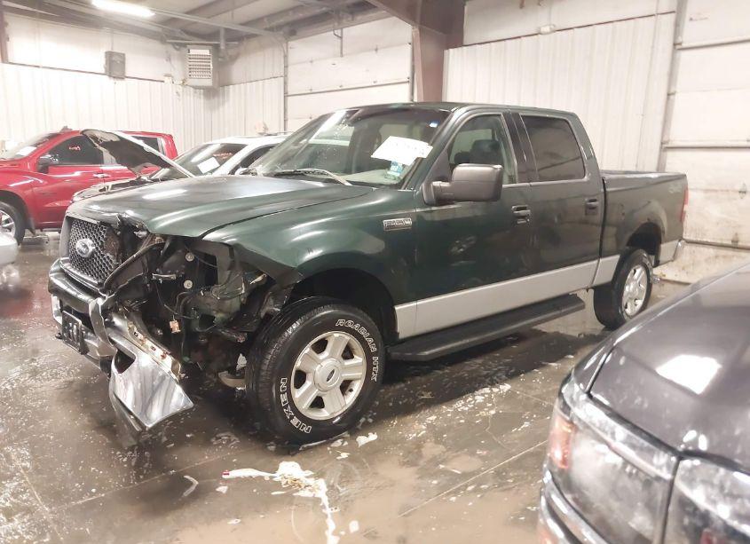 Photo 2 of 2004 Ford F-150 XLT (VIN 1FTRW14W04KC93645)