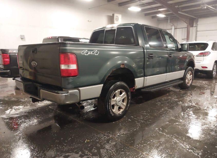 Photo 4 of 2004 Ford F-150 XLT (VIN 1FTRW14W04KC93645)