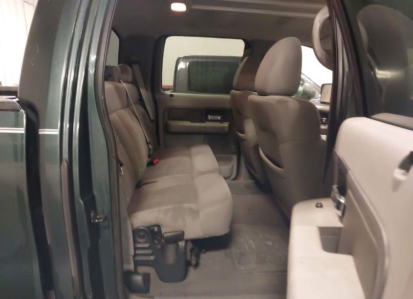 Photo 8 of 2004 Ford F-150 XLT (VIN 1FTRW14W04KC93645)