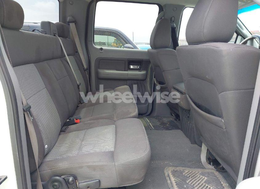Photo 8 of 2005 Ford F-150 XLT (VIN 1FTRW14W05KE18760)