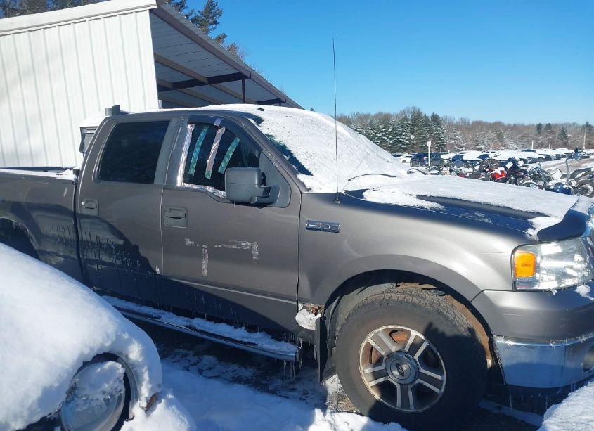 Photo 12 of 2007 Ford F-150 XLT (VIN 1FTRW14W57KA55990)
