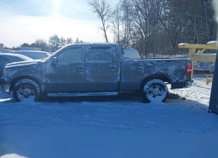 Photo 13 of 2007 Ford F-150 XLT (VIN 1FTRW14W57KA55990)