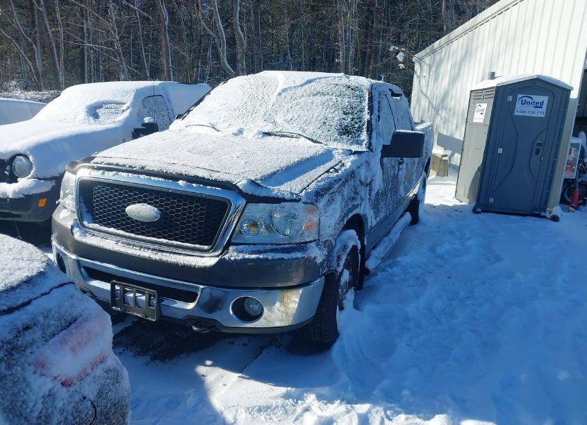 Photo 2 of 2007 Ford F-150 XLT (VIN 1FTRW14W57KA55990)
