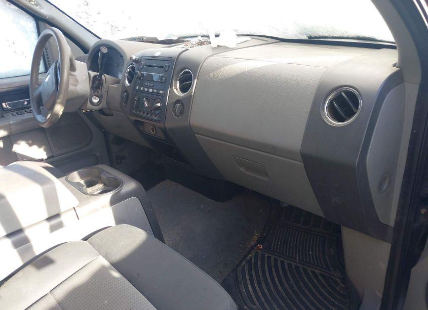 Photo 5 of 2007 Ford F-150 XLT (VIN 1FTRW14W57KA55990)