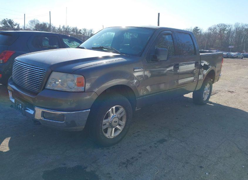 Photo 2 of 2004 Ford F-150 XLT (VIN 1FTRW14W84KC86653)