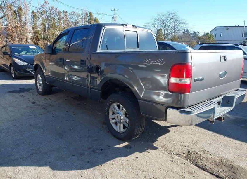 Photo 3 of 2004 Ford F-150 XLT (VIN 1FTRW14W84KC86653)