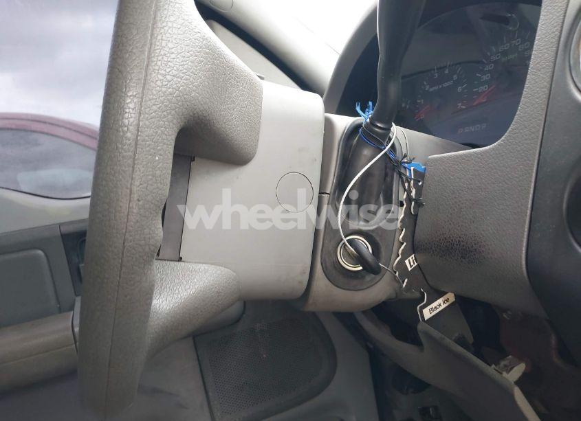 Photo 11 of 2006 Ford F-150 XLT (VIN 1FTRW14W96KD80561)