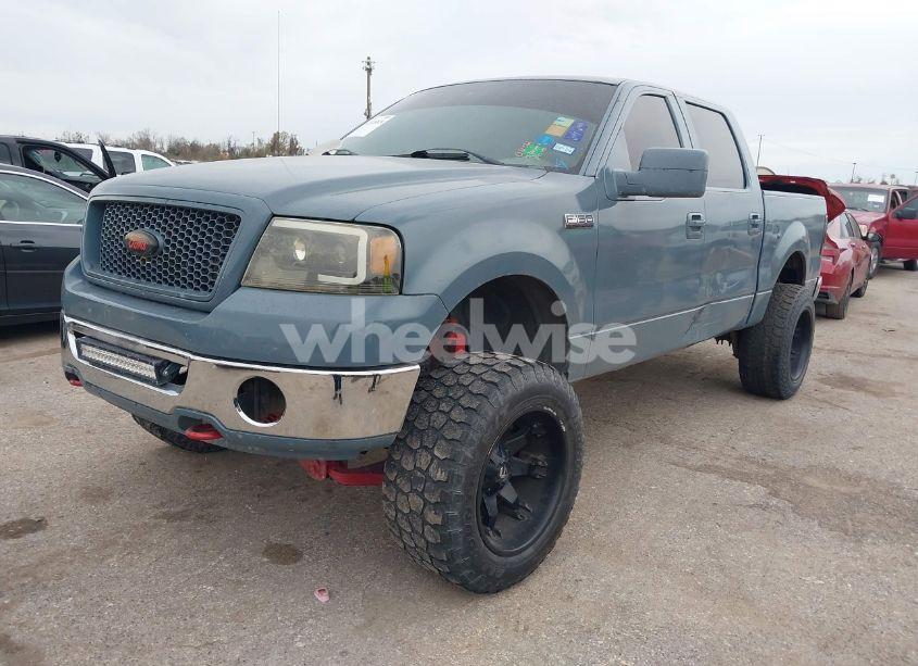 Photo 2 of 2006 Ford F-150 XLT (VIN 1FTRW14W96KD80561)