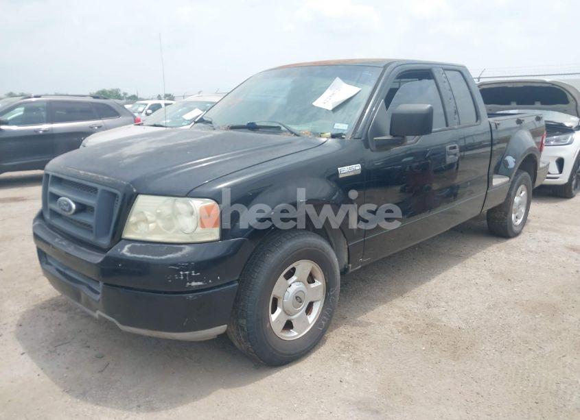 Photo 2 of 2004 Ford F-150 STX/XLT (VIN 1FTRX02W44KB73700)