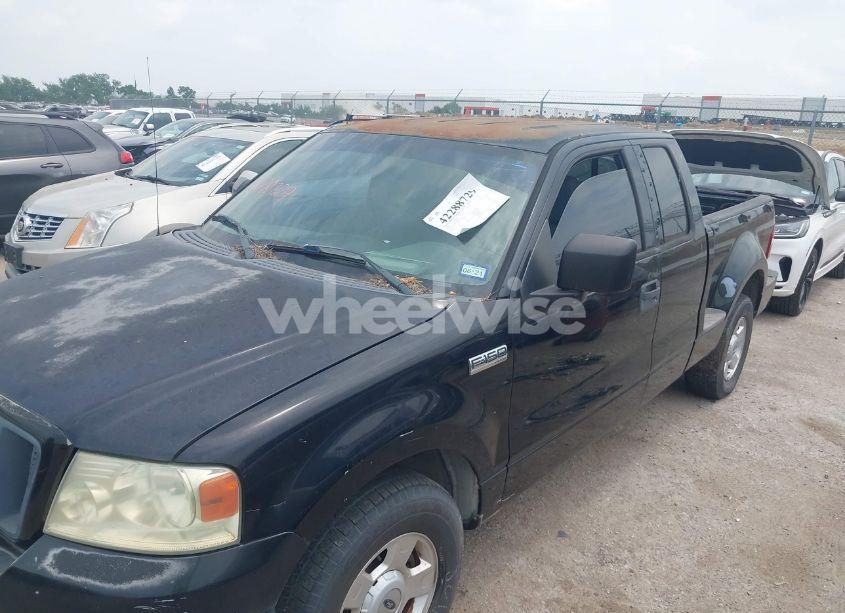 Photo 6 of 2004 Ford F-150 STX/XLT (VIN 1FTRX02W44KB73700)