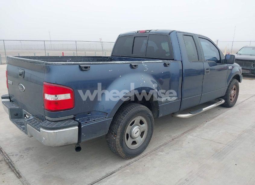 Photo 4 of 2004 Ford F-150 STX/XLT (VIN 1FTRX02W44KD74335)