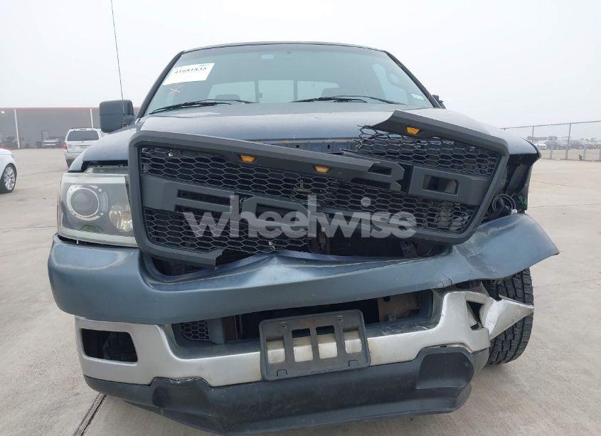 Photo 6 of 2004 Ford F-150 STX/XLT (VIN 1FTRX02W44KD74335)