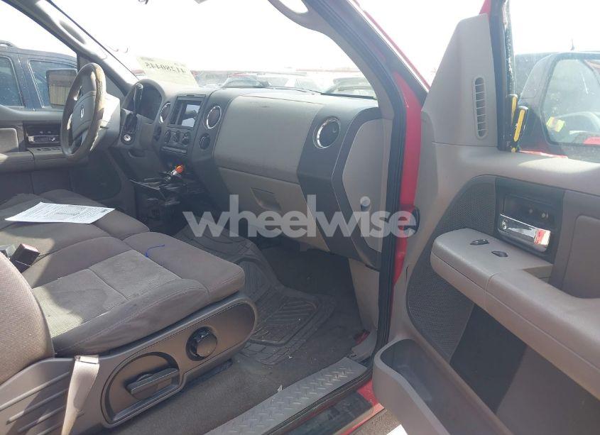 Photo 5 of 2005 Ford F-150 STX/XLT (VIN 1FTRX02W55KE27741)