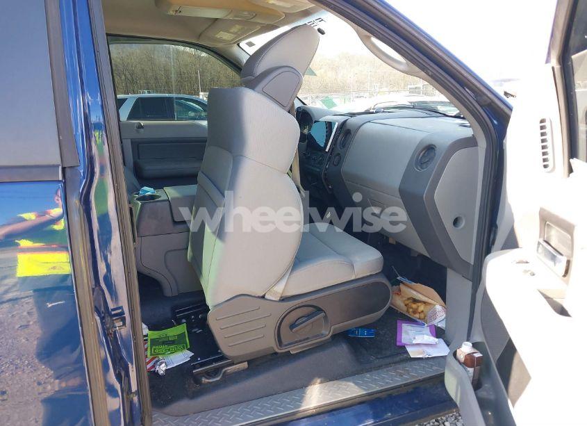 Photo 5 of 2007 Ford F-150 STX/XLT (VIN 1FTRX02W57KD56589)