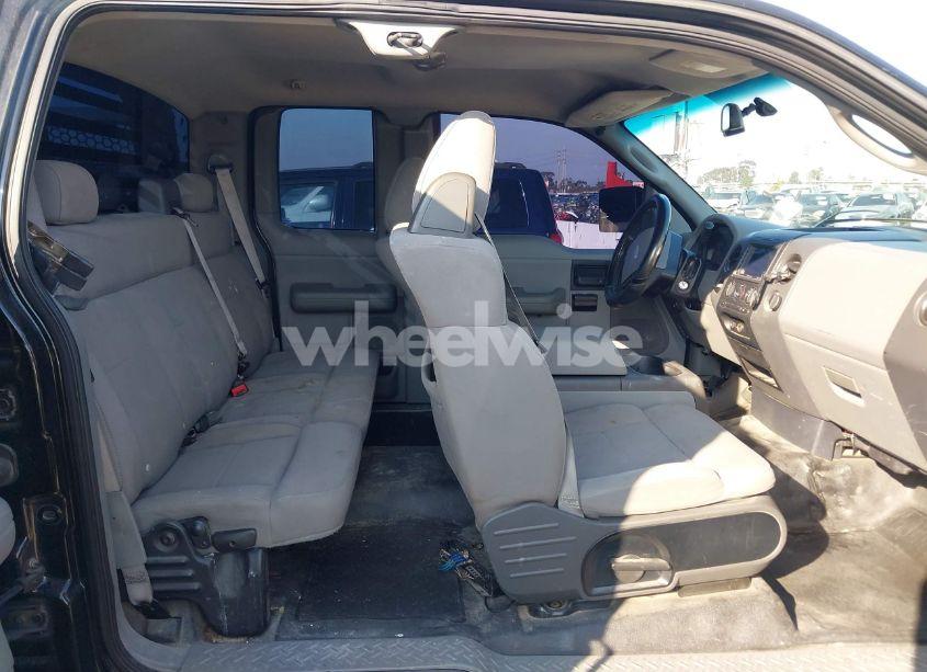 Photo 8 of 2005 Ford F-150 STX/XLT (VIN 1FTRX02W85KB90064)