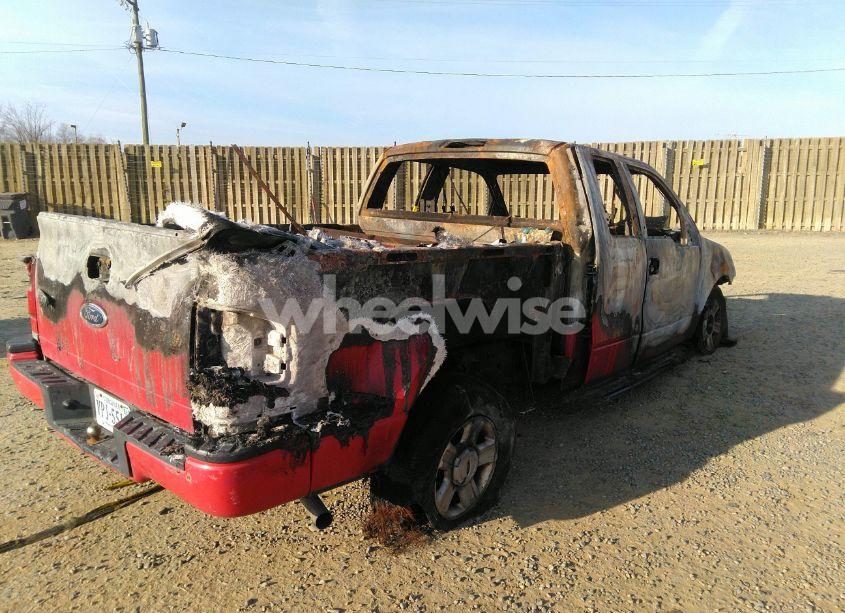 Photo 4 of 2005 Ford F-150 XLT/STX (VIN 1FTRX04W85KC16059)