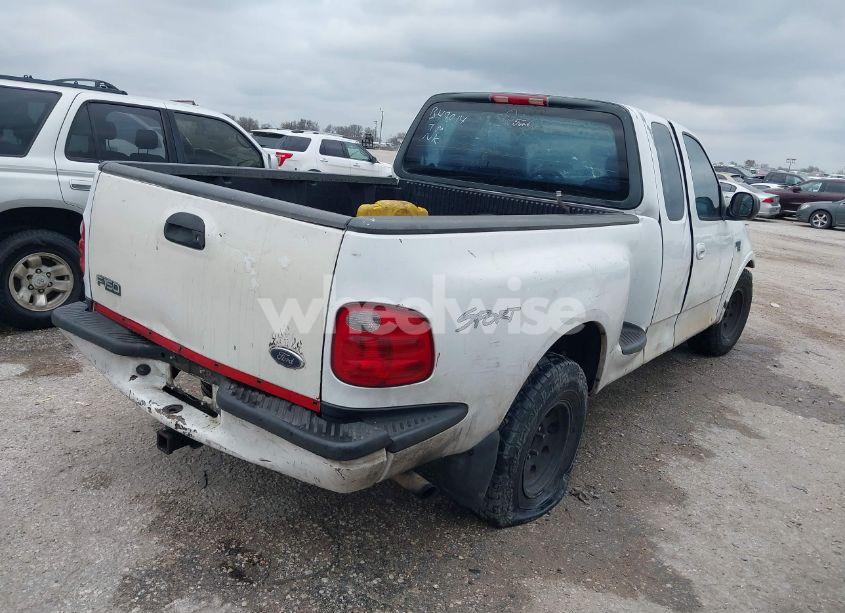 Photo 4 of 2002 Ford F-150 XL/XLT (VIN 1FTRX07262KB49014)