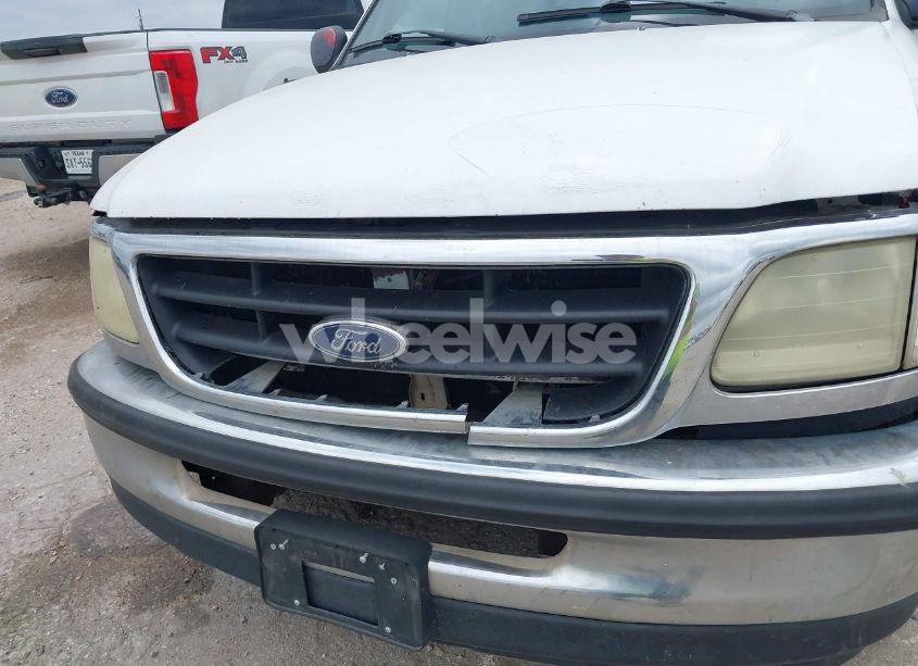 Photo 6 of 2002 Ford F-150 XL/XLT (VIN 1FTRX07262KB49014)