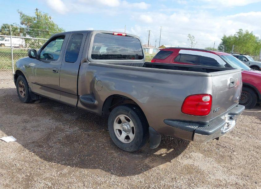 Photo 3 of 2003 Ford F-150 XL/XLT (VIN 1FTRX07293KD02082)