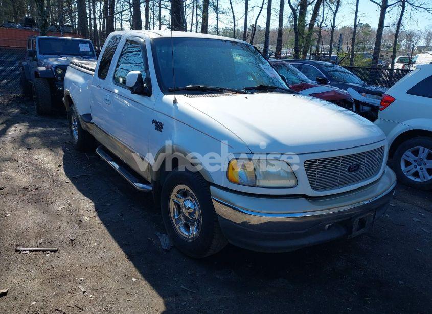 2000 Ford F150 N/A (VIN 1FTRX07L1YKA25749) main photo
