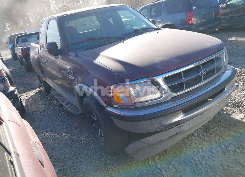 1998 Ford F-150 LARIAT/XL/XLT (VIN 1FTRX07L5WKB94377) main photo