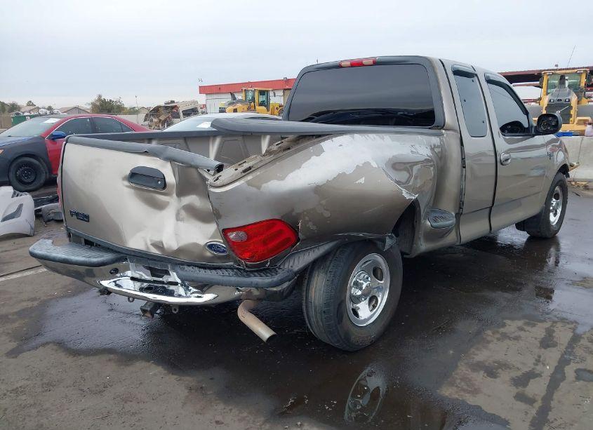 Photo 4 of 2003 Ford F-150 LARIAT/XL/XLT (VIN 1FTRX07W23KA15301)