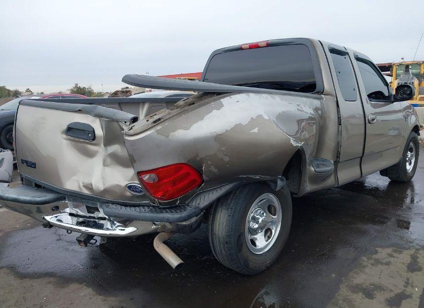 Photo 6 of 2003 Ford F-150 LARIAT/XL/XLT (VIN 1FTRX07W23KA15301)