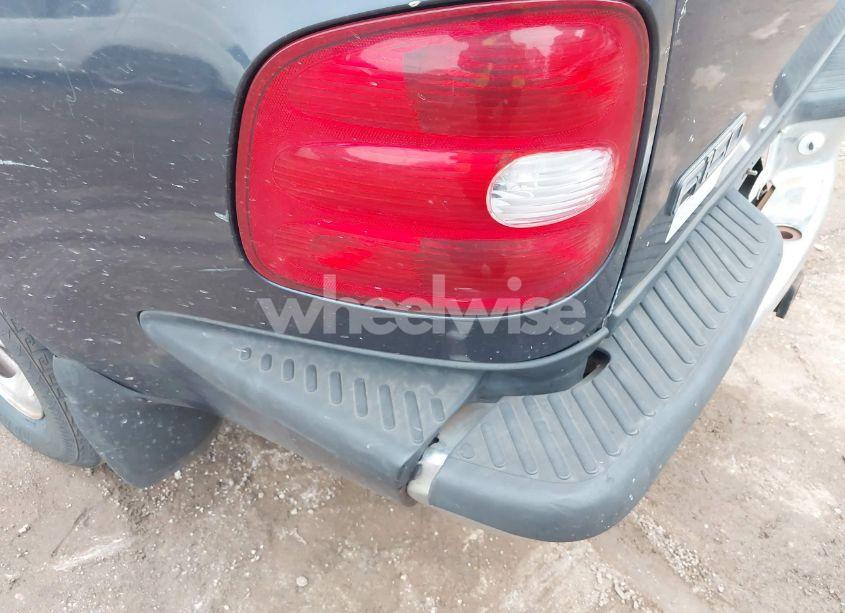 Photo 11 of 1999 Ford F-150 LARIAT/WORK SERIES/XL/XLT (VIN 1FTRX07W3XKC24438)