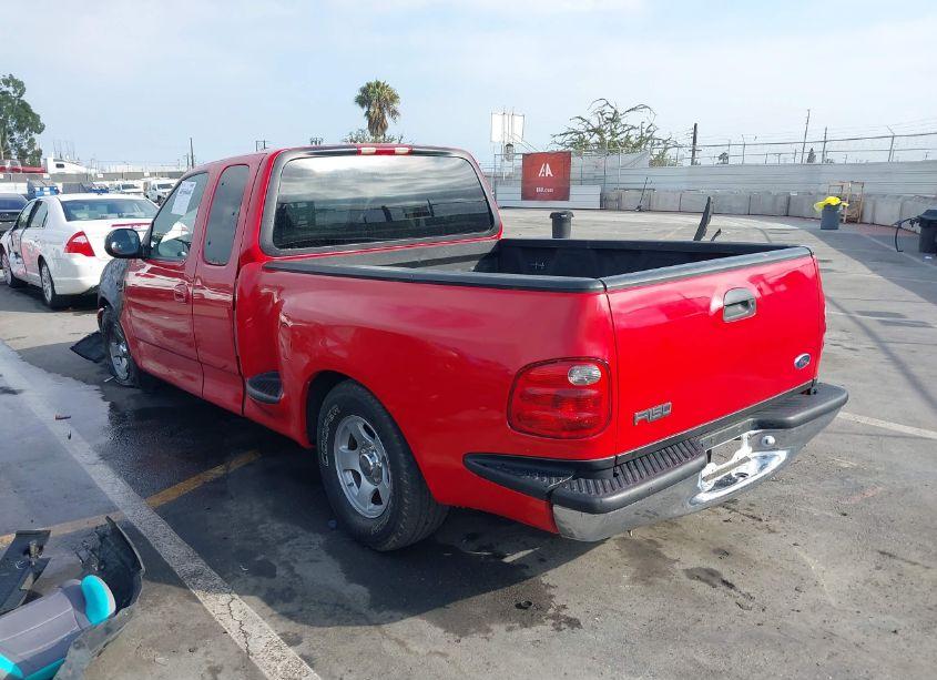 Photo 3 of 2000 Ford F-150 LARIAT/XL/XLT (VIN 1FTRX07W6YKA46140)