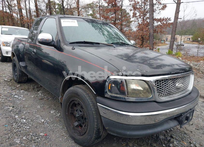 2000 Ford F-150 LARIAT/XL/XLT (VIN 1FTRX07W7YKA28407) main photo