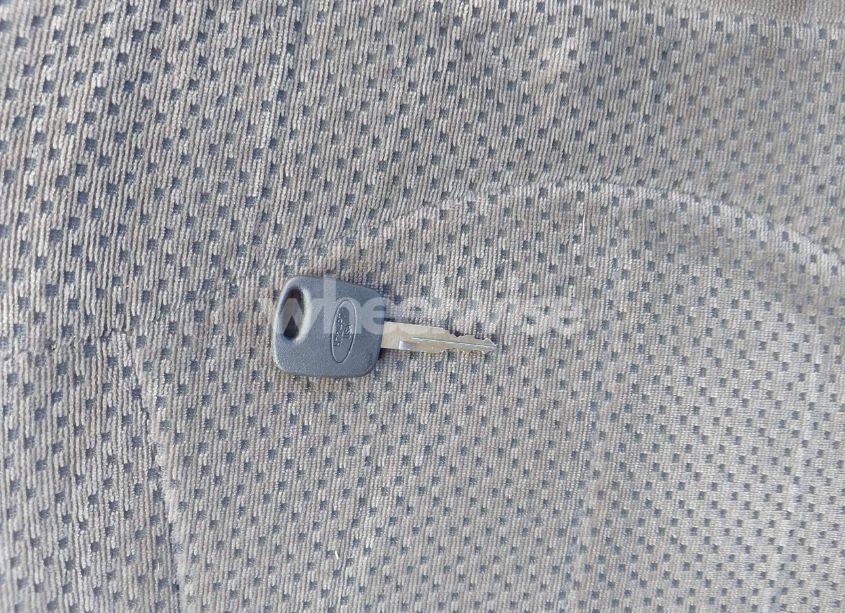 Photo 11 of 2000 Ford F-150 LARIAT/XL/XLT (VIN 1FTRX08L1YKA66459)