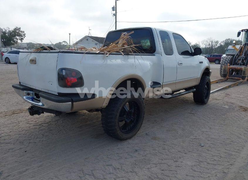 Photo 4 of 1998 Ford F-150 LARIAT/XL/XLT (VIN 1FTRX08L5WKB30810)