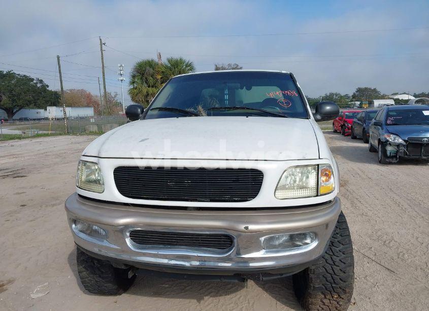 Photo 6 of 1998 Ford F-150 LARIAT/XL/XLT (VIN 1FTRX08L5WKB30810)