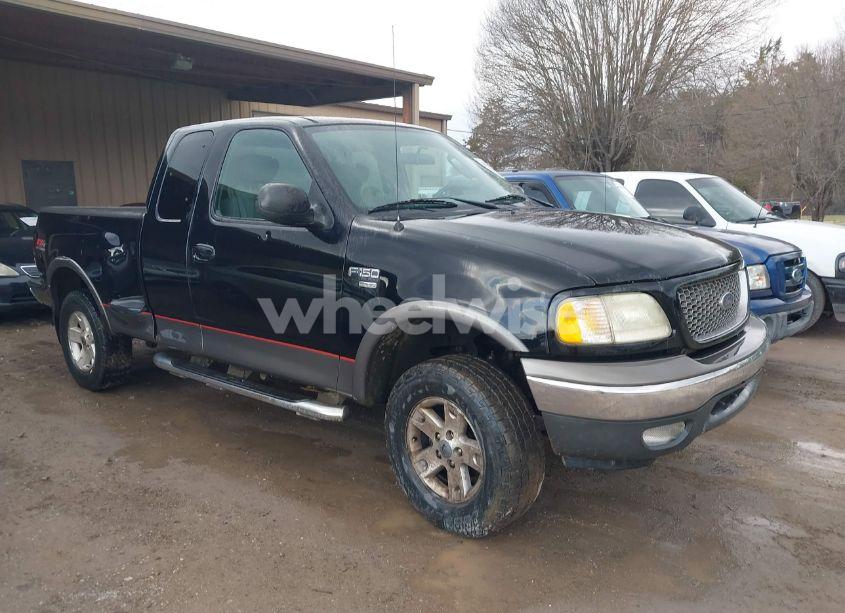 2003 Ford F-150 LARIAT/XL/XLT (VIN 1FTRX08L93KD93166) main photo