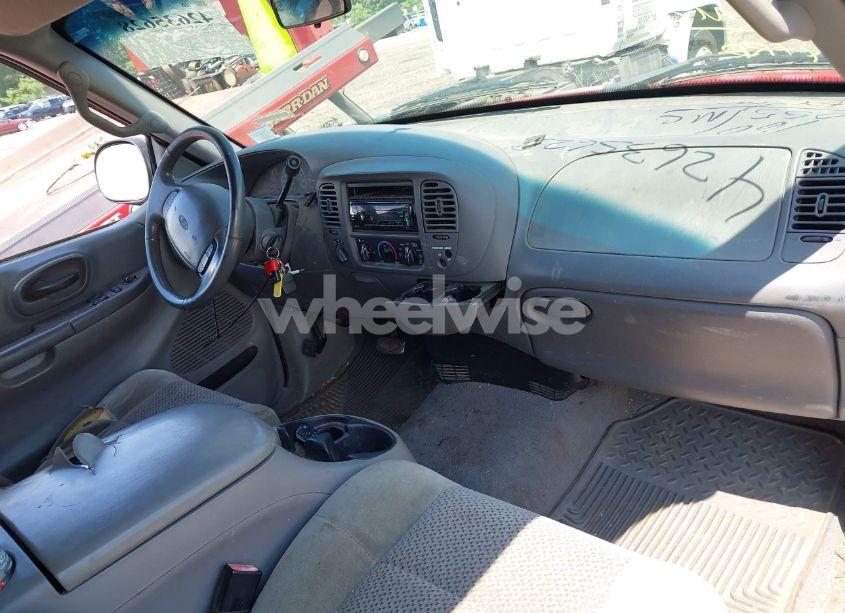 Photo 5 of 2002 Ford F-150 LARIAT/XL/XLT (VIN 1FTRX08W92KA41519)