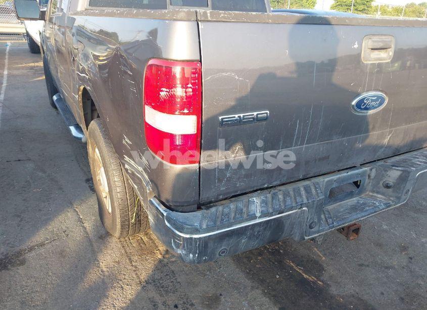 Photo 12 of 2004 Ford F-150 LARIAT/XLT (VIN 1FTRX12514KC71595)