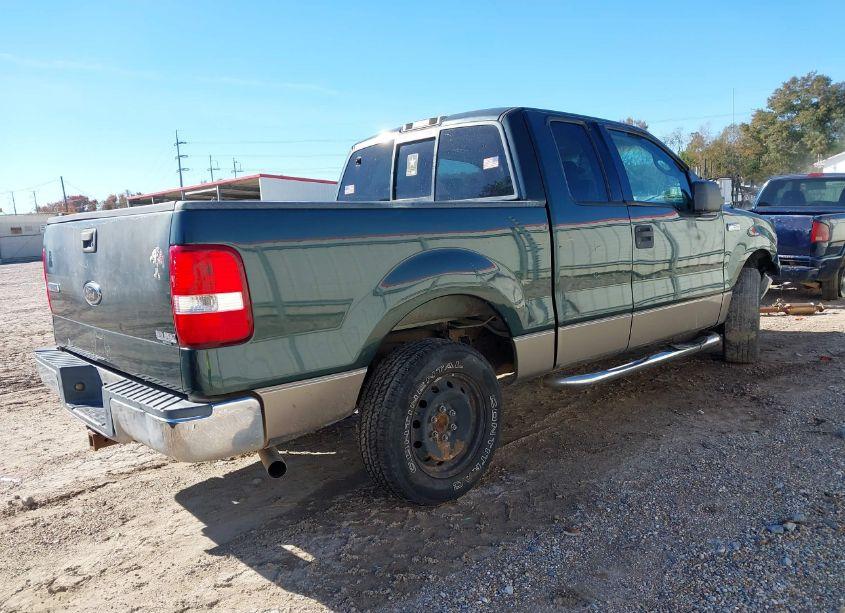 Photo 4 of 2004 Ford F-150 LARIAT/XLT (VIN 1FTRX12574KB77897)