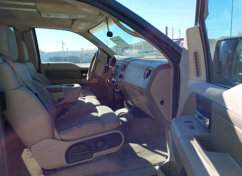 Photo 5 of 2004 Ford F-150 LARIAT/XLT (VIN 1FTRX12574KB77897)