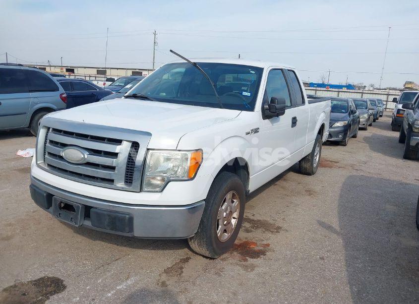 Photo 2 of 2009 Ford F-150 XLT (VIN 1FTRX12829FB08576)