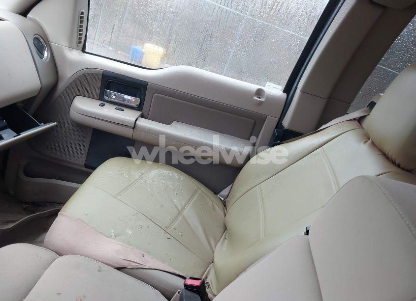 Photo 8 of 2007 Ford F-150 LARIAT/XLT (VIN 1FTRX12V27KD17066)